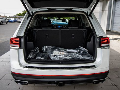 New 2026 Volkswagen Atlas SE FWD image 19