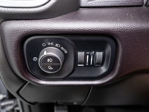 Used 2024 RAM 2500 Laramie w/ Sport Appearance Package AWD/4WD image 32