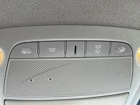 Used 2013 Nissan Sentra SR w/ Driver Pkg FWD image 24