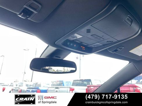 Used 2024 Buick Enclave Essence FWD image 21