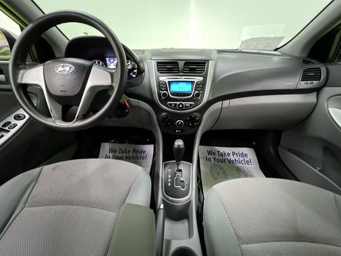 Used 2013 Hyundai Accent GLS FWD image 17