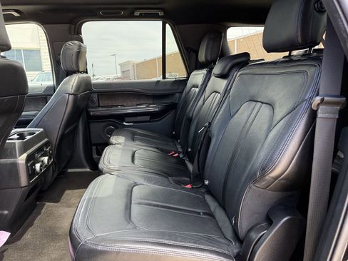 Used 2020 Ford Expedition Max Limited w/ Equipment Group 301A RWD image 27