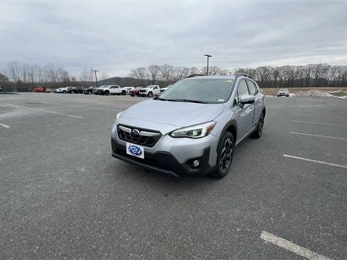 Used 2023 Subaru Crosstrek 2.5i Limited w/ Moonroof Package image 4