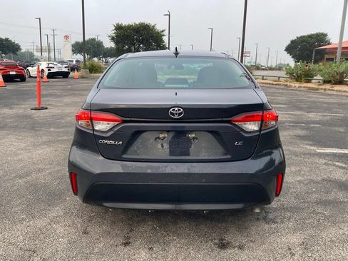 Used 2023 Toyota Corolla LE FWD image 4