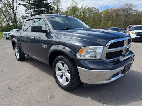 Used 2017 RAM 1500 Classic SLT AWD/4WD image 7