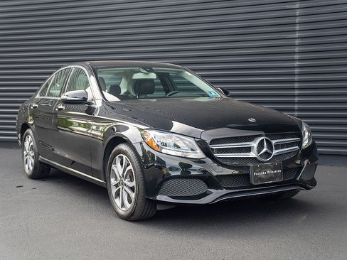 Used 2017 Mercedes-Benz C 300 4MATIC Sedan image 26