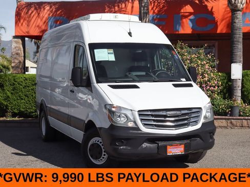 Used 2016 Freightliner Sprinter 3500 w/ High Idle Fixed Package RWD image 2