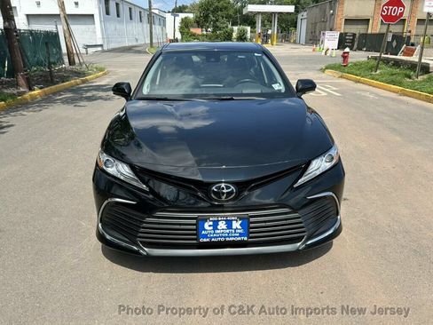Used 2023 Toyota Camry XLE FWD image 4