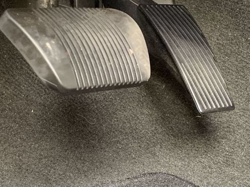 Used 2022 RAM 1500 Sport w/ Rebel Level 2 Equipment Group AWD/4WD image 15