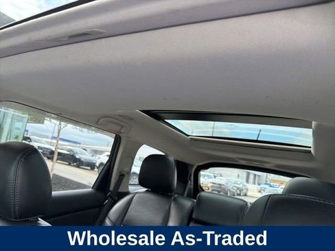 Used 2015 Nissan Pathfinder Platinum FWD image 11