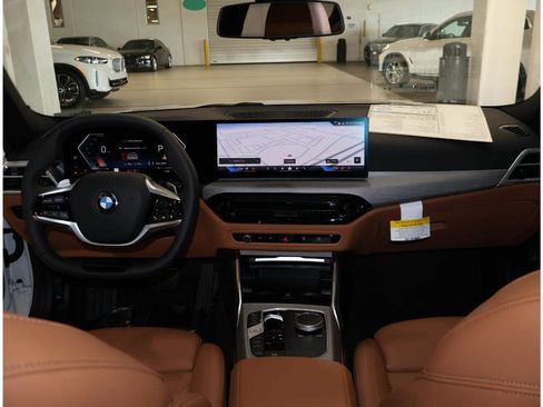 Used 2026 BMW 330i Sedan w/ Convenience Package RWD image 18