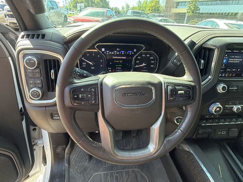 Used 2021 GMC Sierra 1500 Denali w/ Driver Alert Package II AWD/4WD image 15