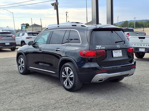 Used 2024 Mercedes-Benz GLB 250 4MATIC image 2