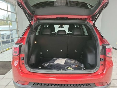 New 2026 Jeep Compass Limited image 8