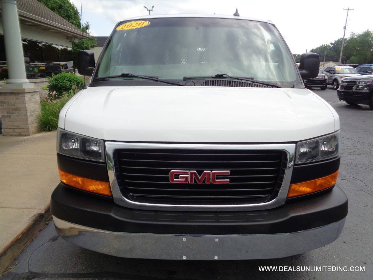 Used 2020 GMC Savana 2500 w/ Driver Convenience Package RWD image 20