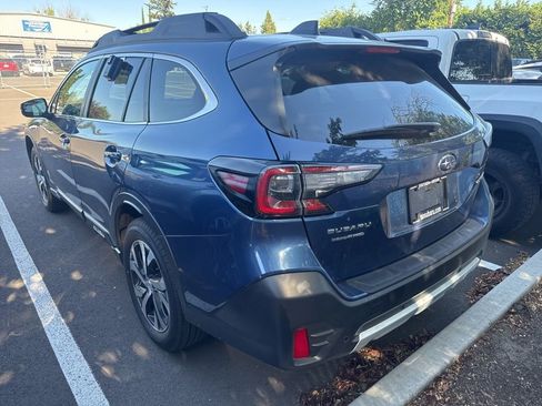 Used 2022 Subaru Outback Limited AWD/4WD image 2