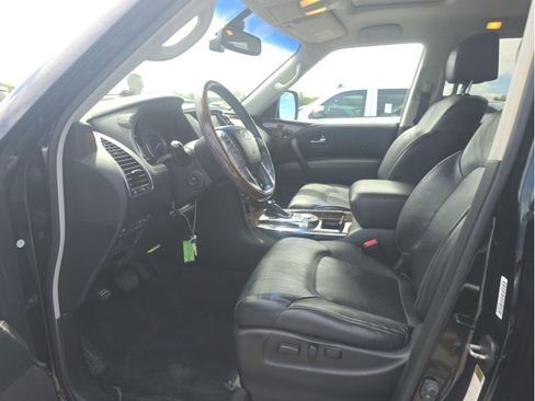 Used 2016 INFINITI QX80 Luxe w/ 22" Wheel Package image 11