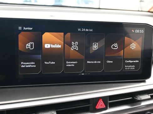 Used 2025 Kia Sorento S w/ Panoramic Sunroof Package FWD image 19