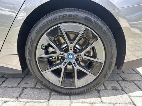 Used 2023 BMW i4 eDrive35 w/ Premium Package RWD image 11