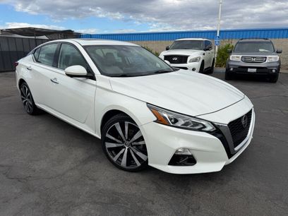 Used 2019 Nissan Altima 2.5 Platinum
