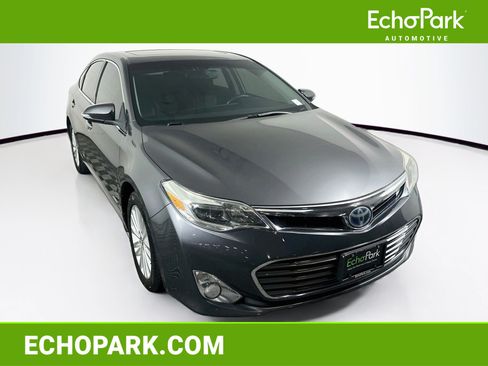 Used 2014 Toyota Avalon Limited w/ Technology Package FWD image 1