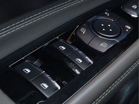 Used 2024 Lincoln Corsair Grand Touring w/ Equipment Group 302A image 15