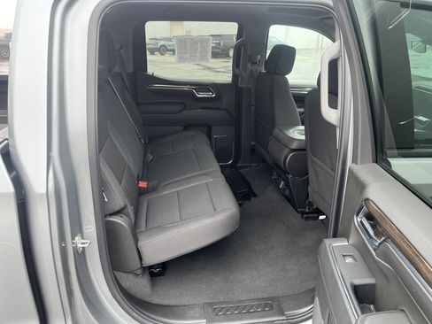 Used 2024 Chevrolet Silverado 1500 LT image 15