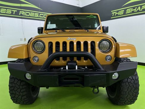 Used 2014 Jeep Wrangler Unlimited Rubicon w/ Max Tow Package AWD/4WD image 3