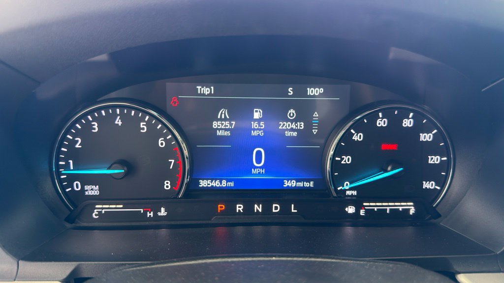 Used 2023 Ford Explorer XLT AWD/4WD image 7