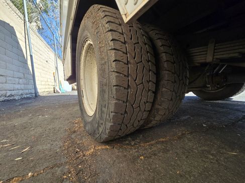 Used 2012 GMC Savana 3500 image 15