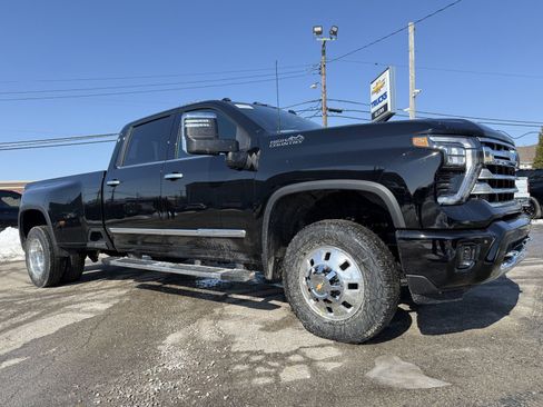 New 2026 Chevrolet Silverado 3500 High Country image 10