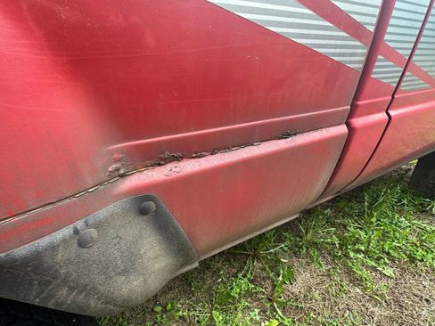 Used 1988 Toyota Pickup 4x4 Regular Cab image 13