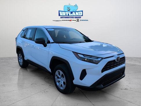 Used 2023 Toyota RAV4 LE image 7
