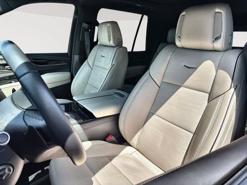 Used 2023 Cadillac Escalade Sport w/ Touring Package AWD/4WD image 13