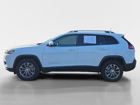 Used 2019 Jeep Cherokee Latitude Plus w/ Cold Weather Group AWD/4WD image 7