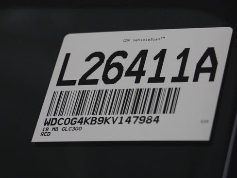 Used 2019 Mercedes-Benz GLC 300 4MATIC image 26
