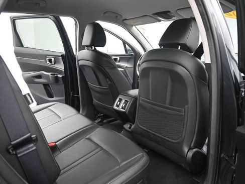 Certified 2024 Kia Sorento S FWD image 20