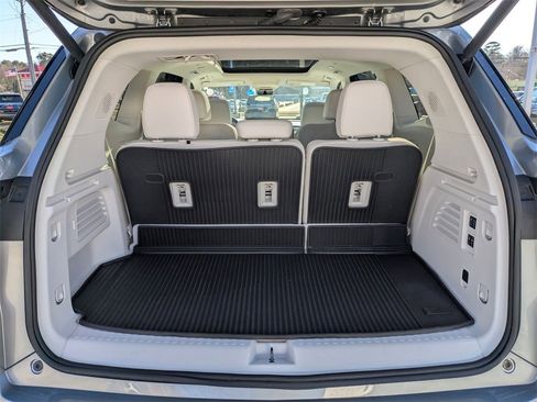 Certified 2025 Buick Enclave Avenir w/ Super Cruise Package image 29