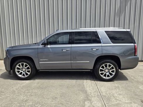 Used 2019 GMC Yukon Denali w/ Denali Ultimate Package AWD/4WD image 6