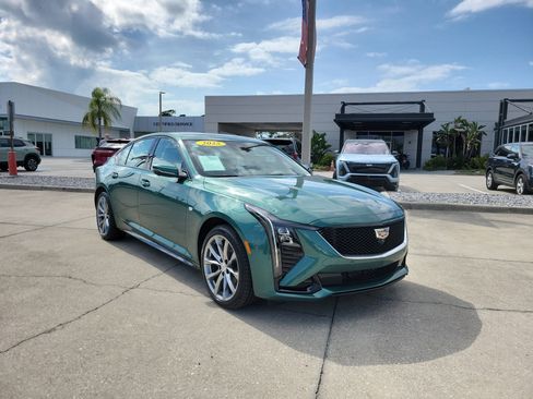 Used 2025 Cadillac CT5 Sport image 1