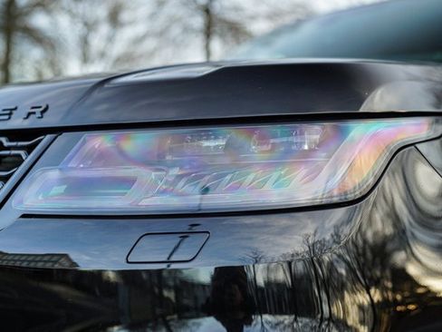 Used 2020 Land Rover Range Rover Sport HST image 4