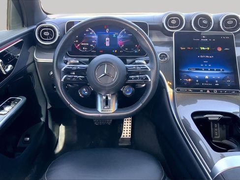 Used 2025 Mercedes-Benz GLC 43 AMG 4MATIC image 8