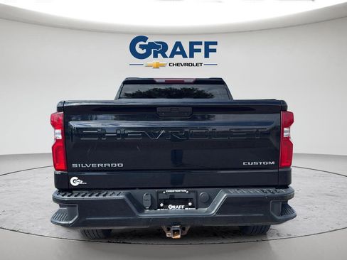 Used 2020 Chevrolet Silverado 1500 Custom w/ Custom Value Package AWD/4WD image 6