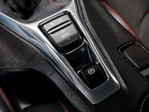 Used 2018 Chevrolet Camaro ZL1 image 24