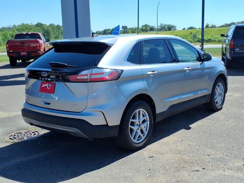Certified 2024 Ford Edge SEL AWD/4WD image 6