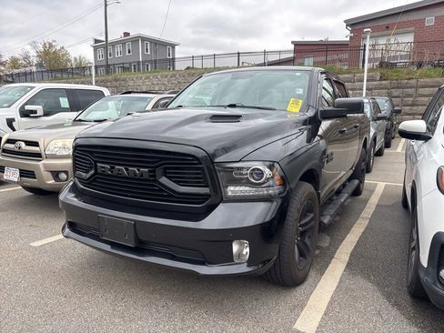Used 2018 RAM 1500 Sport w/ Sport Premium Group AWD/4WD image 3