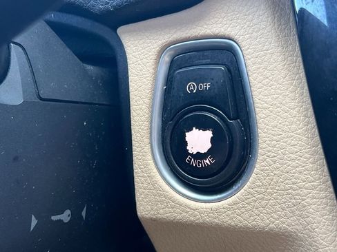 Used 2018 BMW 320i Sedan image 21