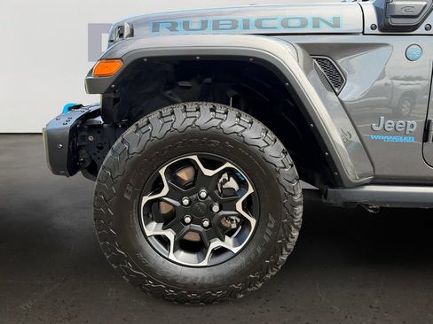 Used 2022 Jeep Wrangler Unlimited Rubicon 4xe w/ Cold Weather Group AWD/4WD image 27