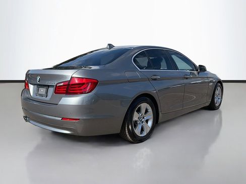 Used 2013 BMW 528i 528i image 3