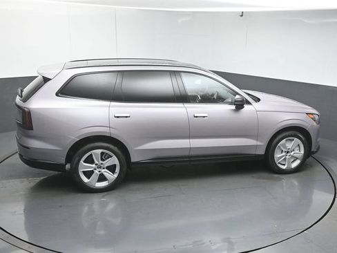 Used 2026 Volvo EX90 Plus RWD image 45